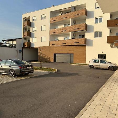 City Rent 1 Осиек Экстерьер фото