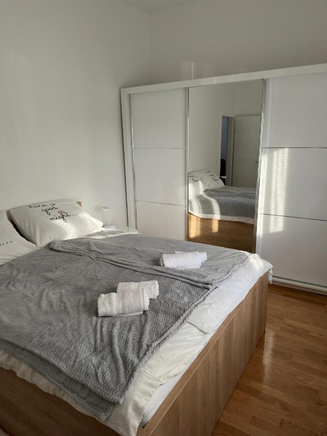 City Rent 1 Осиек Экстерьер фото